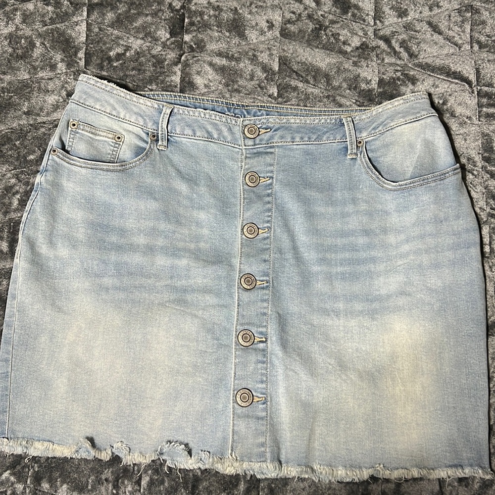 Maurices jean skirt with buttons